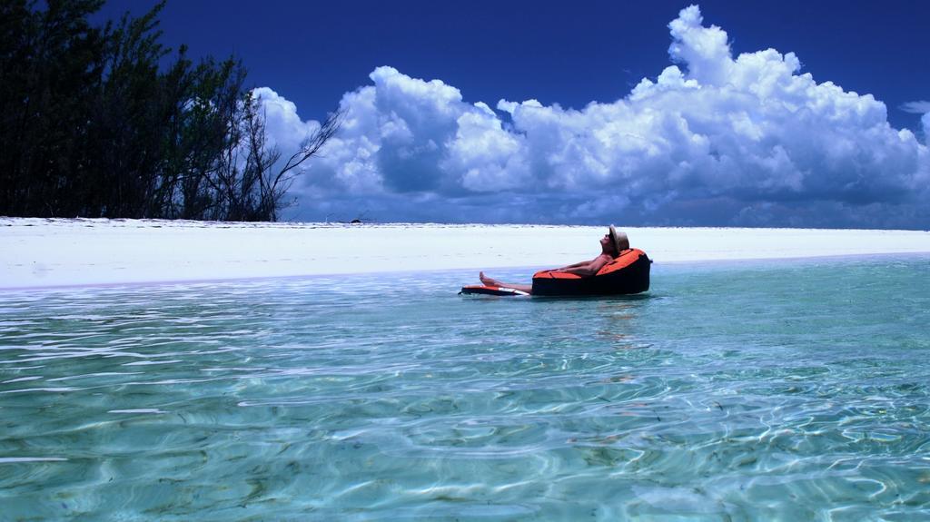 Bluff House Beach Resort & Marina Green Turtle Cay Exterior photo