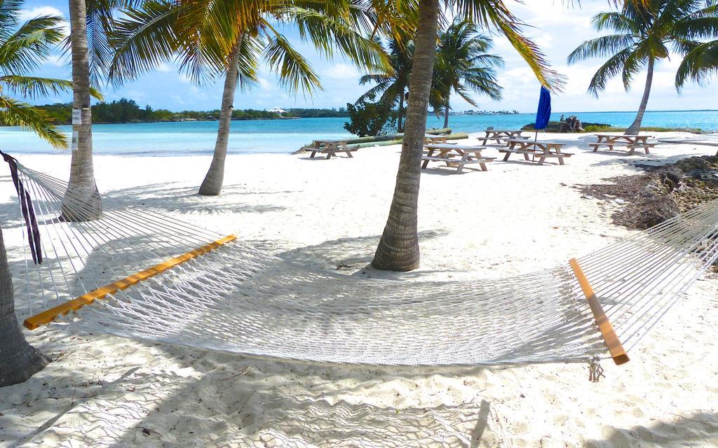 Bluff House Beach Resort & Marina Green Turtle Cay Exterior photo