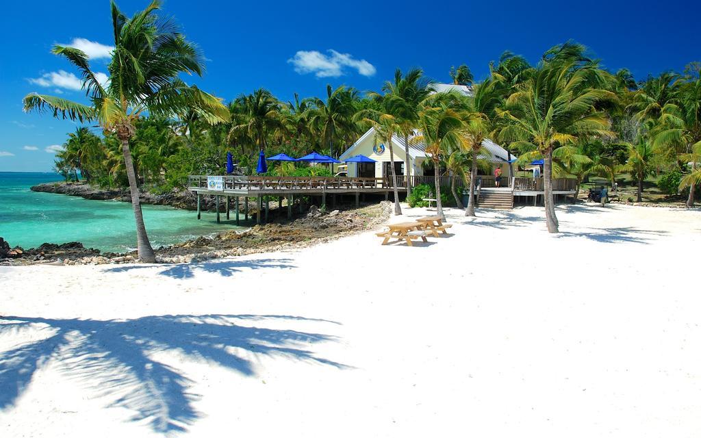 Bluff House Beach Resort & Marina Green Turtle Cay Exterior photo